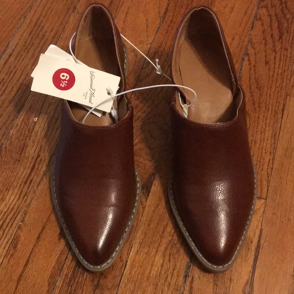 Cognac low booties